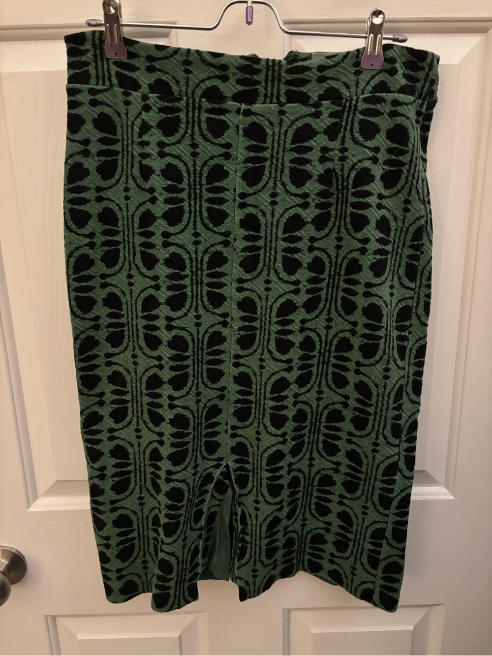 Maeve Green and Black Patterned Pencil Skirt Size Medium